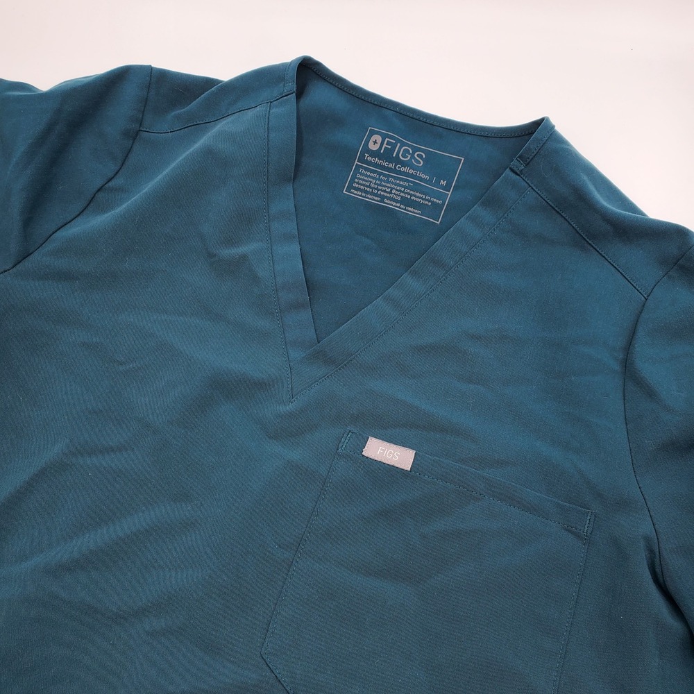 FIGS Catarina V-Neck Scrub Top‎ Womens Medium Dark Teal Technical Collection